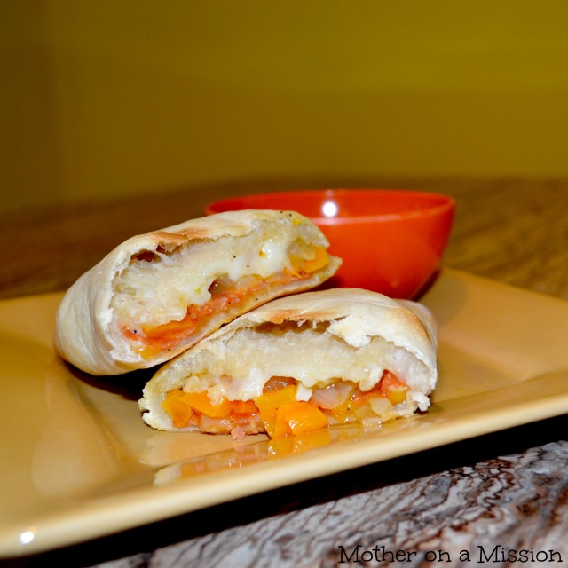 Homemade Freezer Calzones: step-by-step instructions for delicious homemade pizza pockets